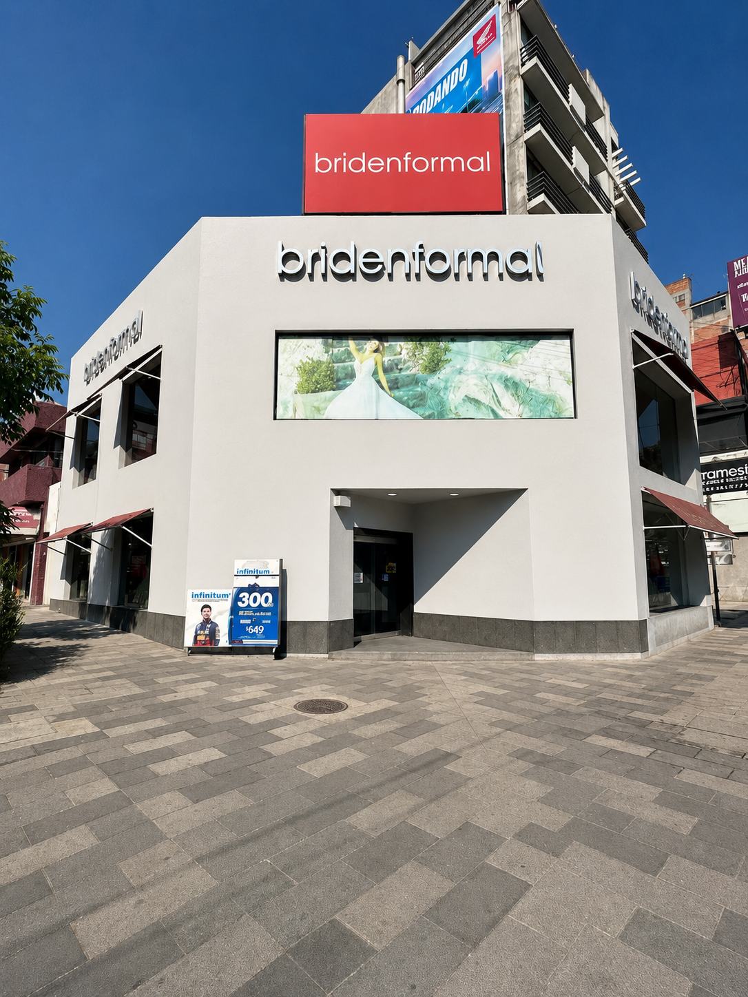 Fachada de Bridenformal Insurgentes